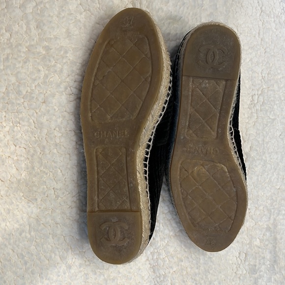 Black Velvet Chanel Espadrilles - Picture 2 of 2